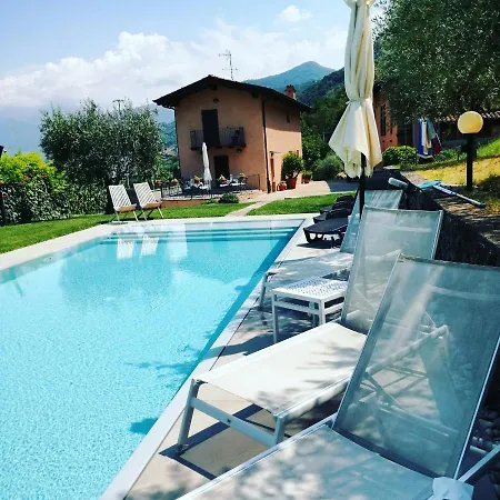 Ronco Degli Ulivi Bed & Breakfast