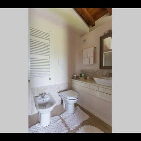 Bed & Breakfast Ronco Degli Ulivi 4*