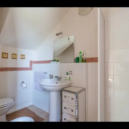Bed & Breakfast Ronco Degli Ulivi Iseo
