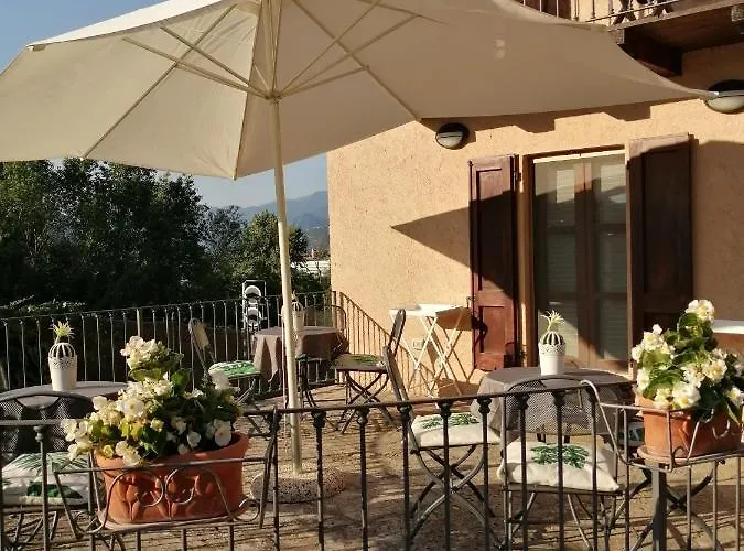 Frühstückspension Ronco Degli Ulivi 4*