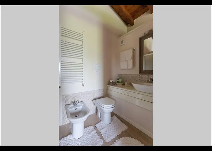 Frühstückspension Ronco Degli Ulivi 4*